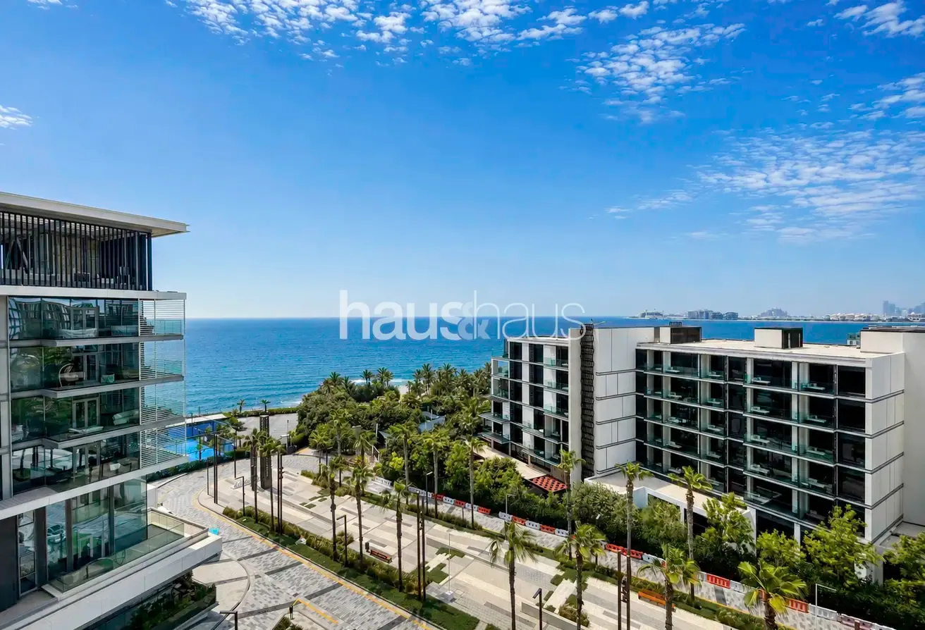 Corner Unit | Sea Views | Luxury Furnished 3BR+M