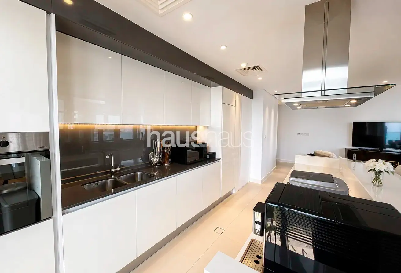 Corner Unit | Sea Views | Luxury Furnished 3BR+M