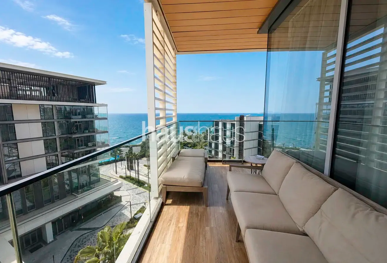 Corner Unit | Sea Views | Luxury Furnished 3BR+M