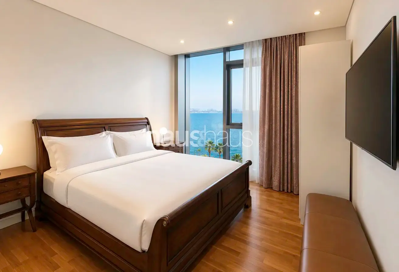 Corner Unit | Sea Views | Luxury Furnished 3BR+M