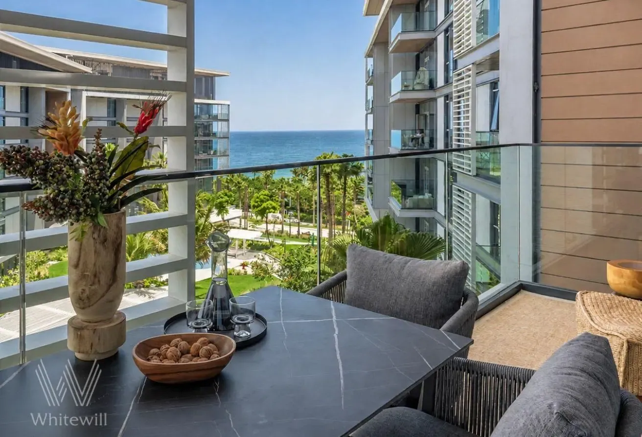Upgraded Unit with Full Sea View | 3Br+Maids
