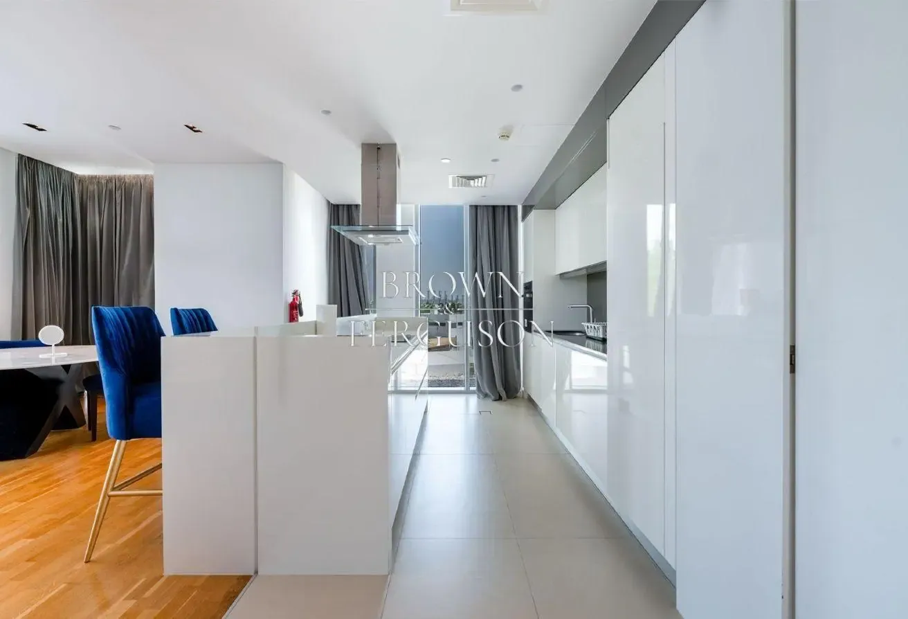 3 BEDROOM PLUS MAID| STUNNING VIEW