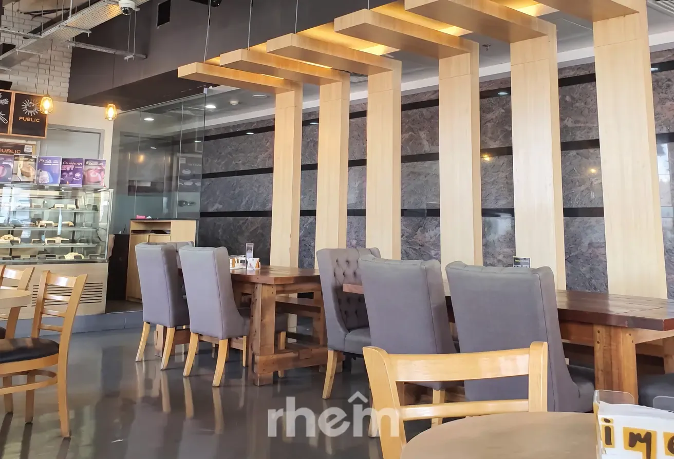 Vacant | Prime Location | High Footfall