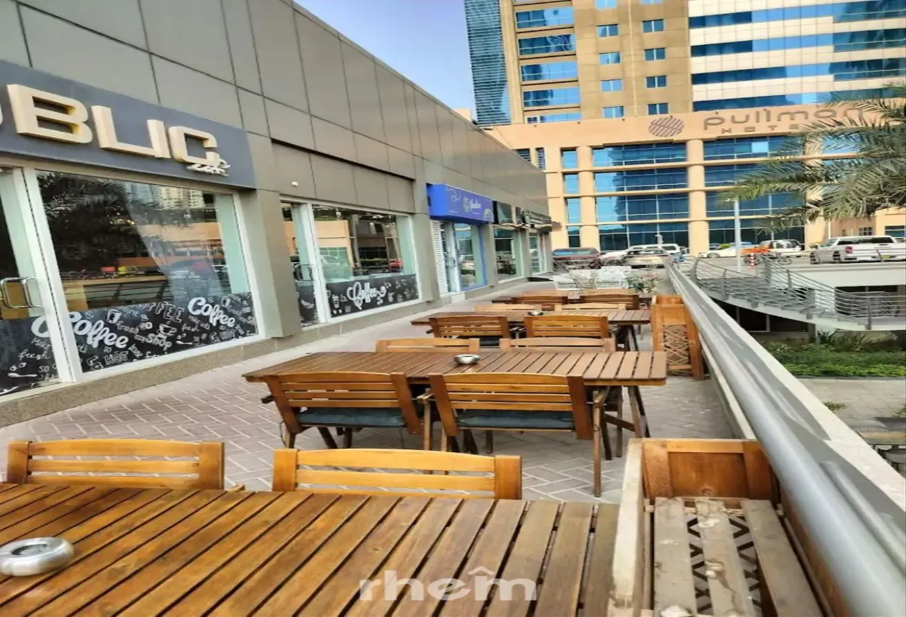 Vacant | Prime Location | High Footfall