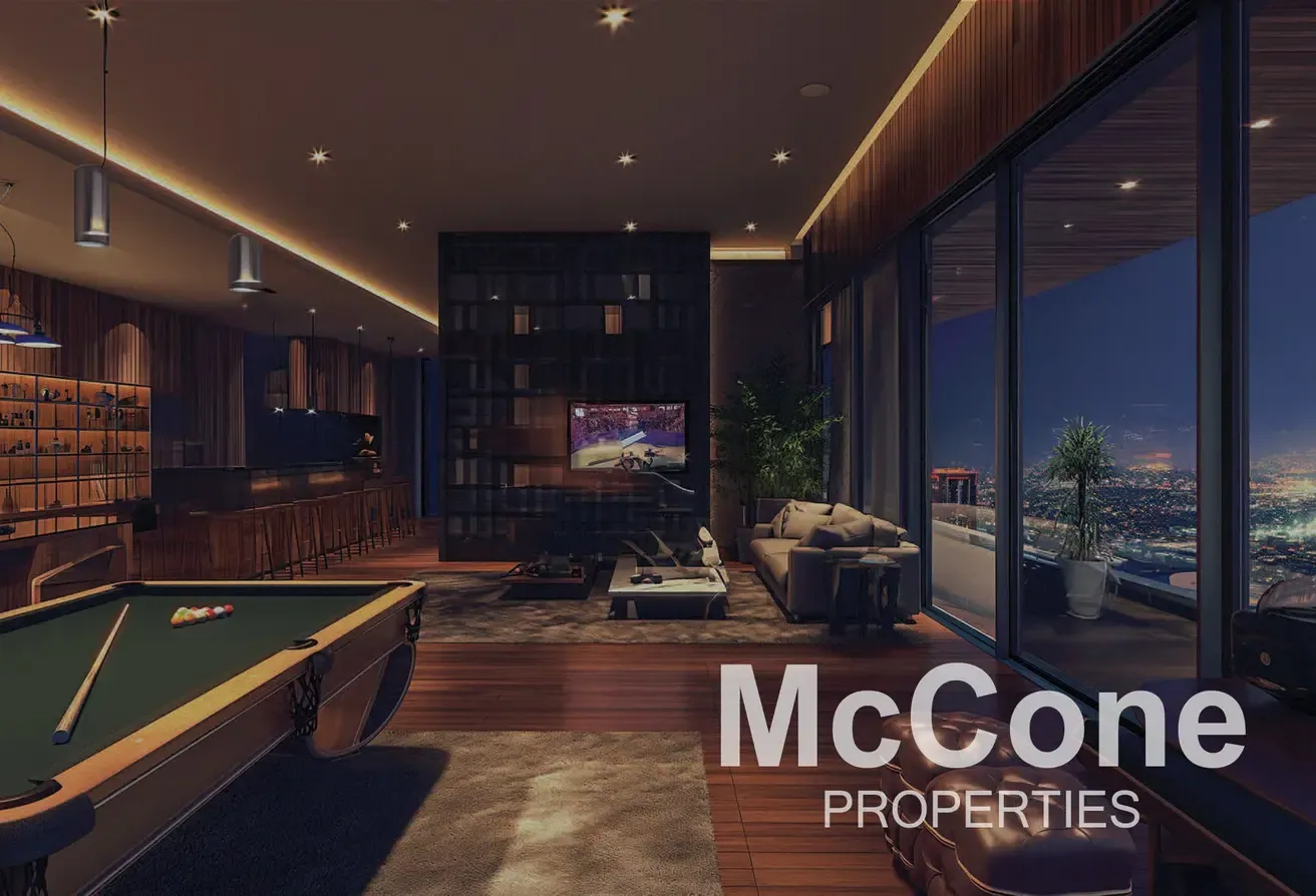 Multiple Options | Large Layout | Near Handover