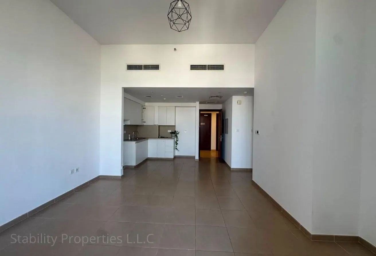 SPACIOUS 2BR | IDEAL LOCATION | BRIGHT INTERIORS