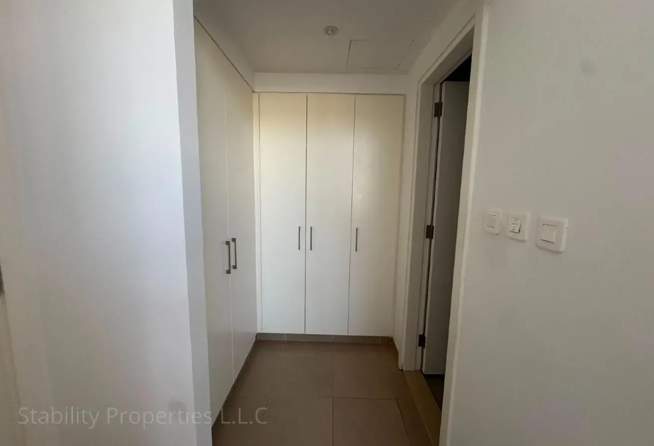 SPACIOUS 2BR | IDEAL LOCATION | BRIGHT INTERIORS