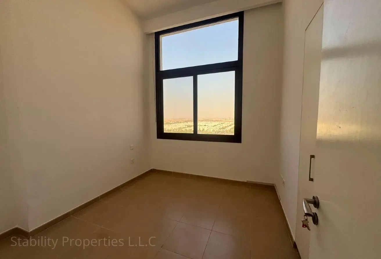 SPACIOUS 2BR | IDEAL LOCATION | BRIGHT INTERIORS