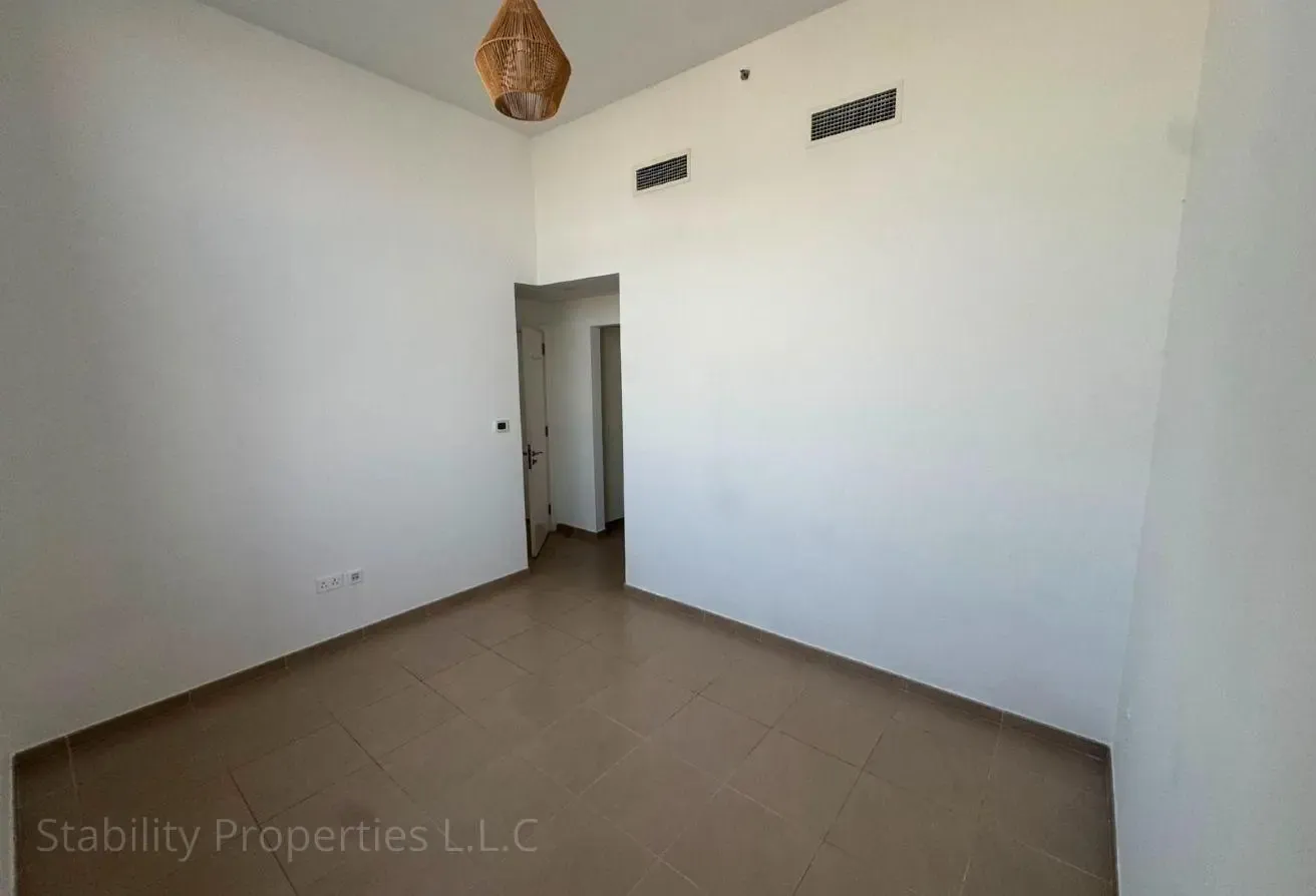 SPACIOUS 2BR | IDEAL LOCATION | BRIGHT INTERIORS