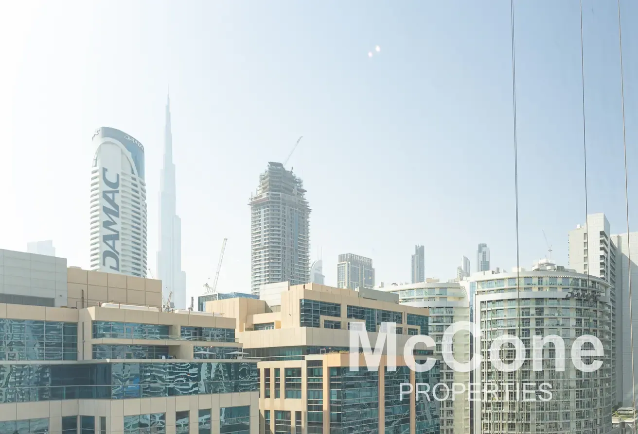 Burj View | Vacant | Close to Mall | No Balcony