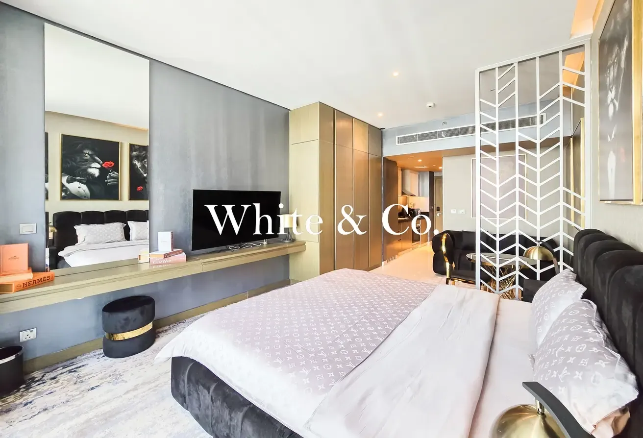 Fully Furnished | Canal Views | Vacant