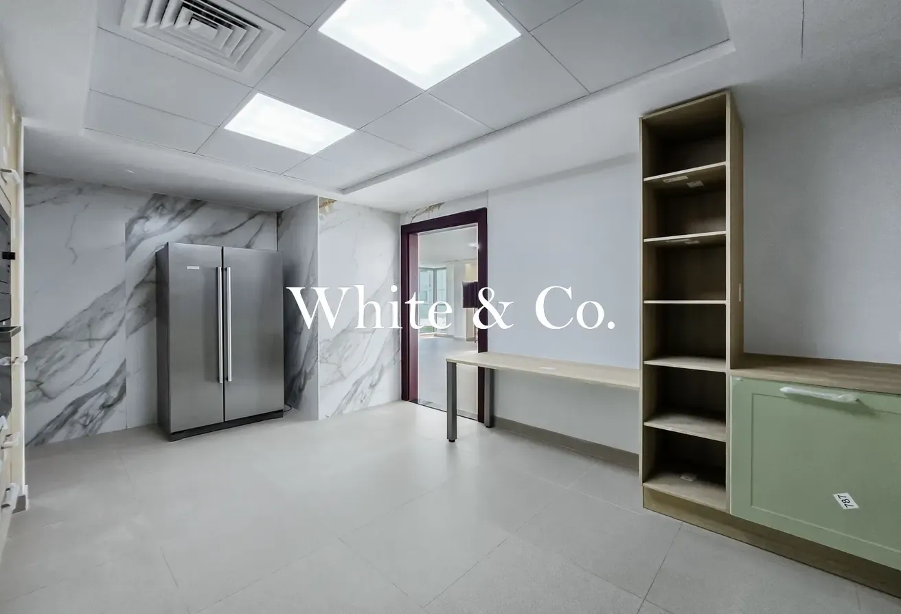 OVER 7500 SQFT | PRIVATE POOL | AVAILABLE