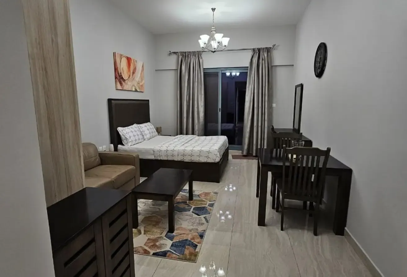 HIGHER FLOOR-FURNISHED STUDIO-PRIME LOCATION