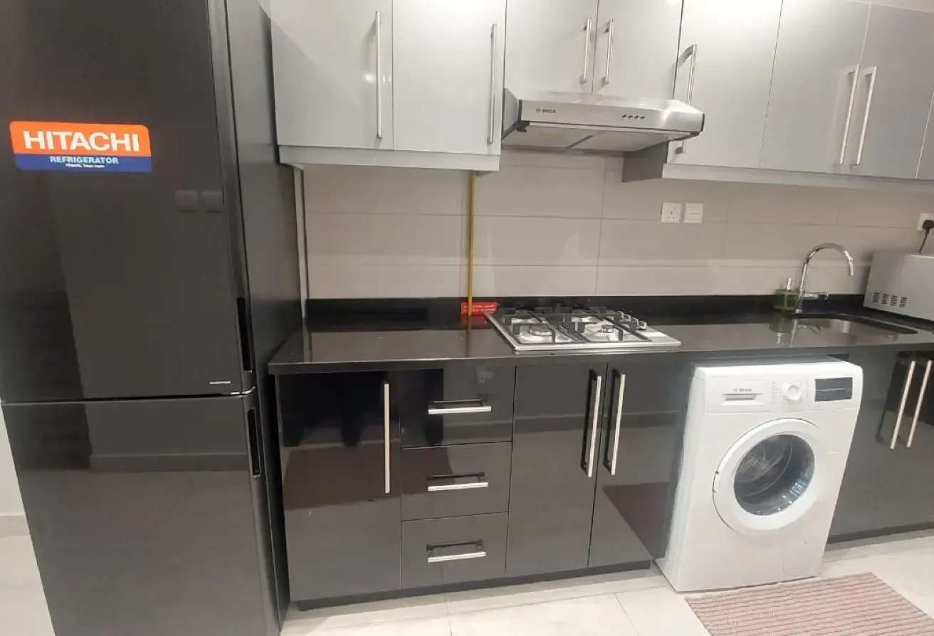 HIGHER FLOOR-FURNISHED STUDIO-PRIME LOCATION