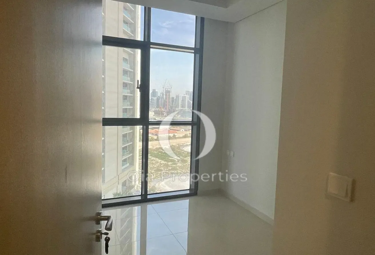 Spacious 2BR Apartment | Prime City Location