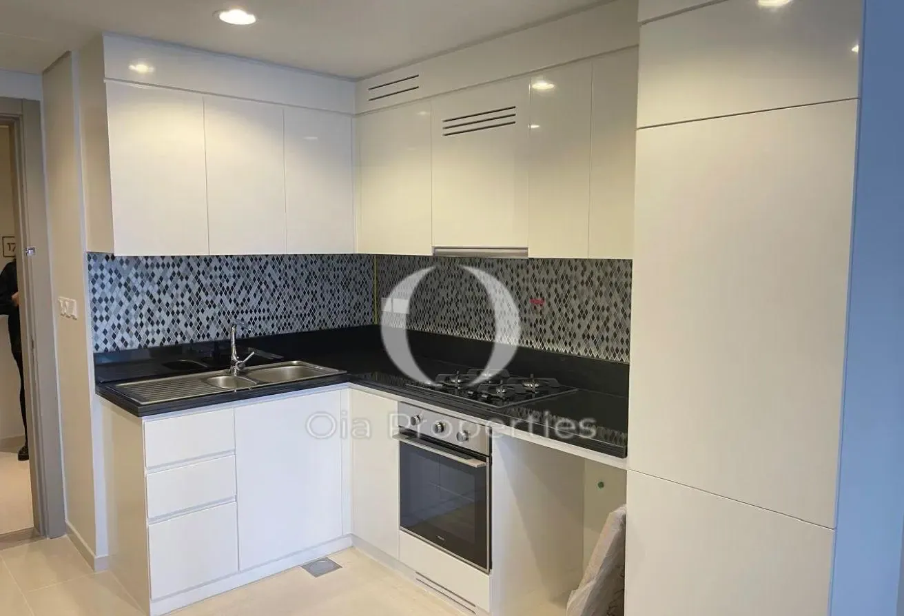 Spacious 2BR Apartment | Prime City Location