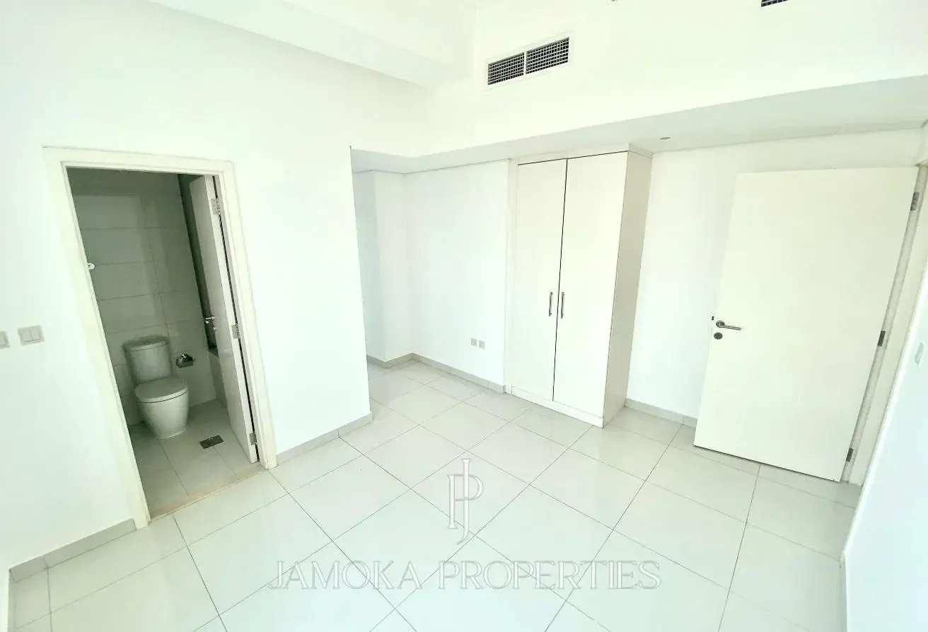 Spacious 2BR | Prime Location | Horse Meydan View