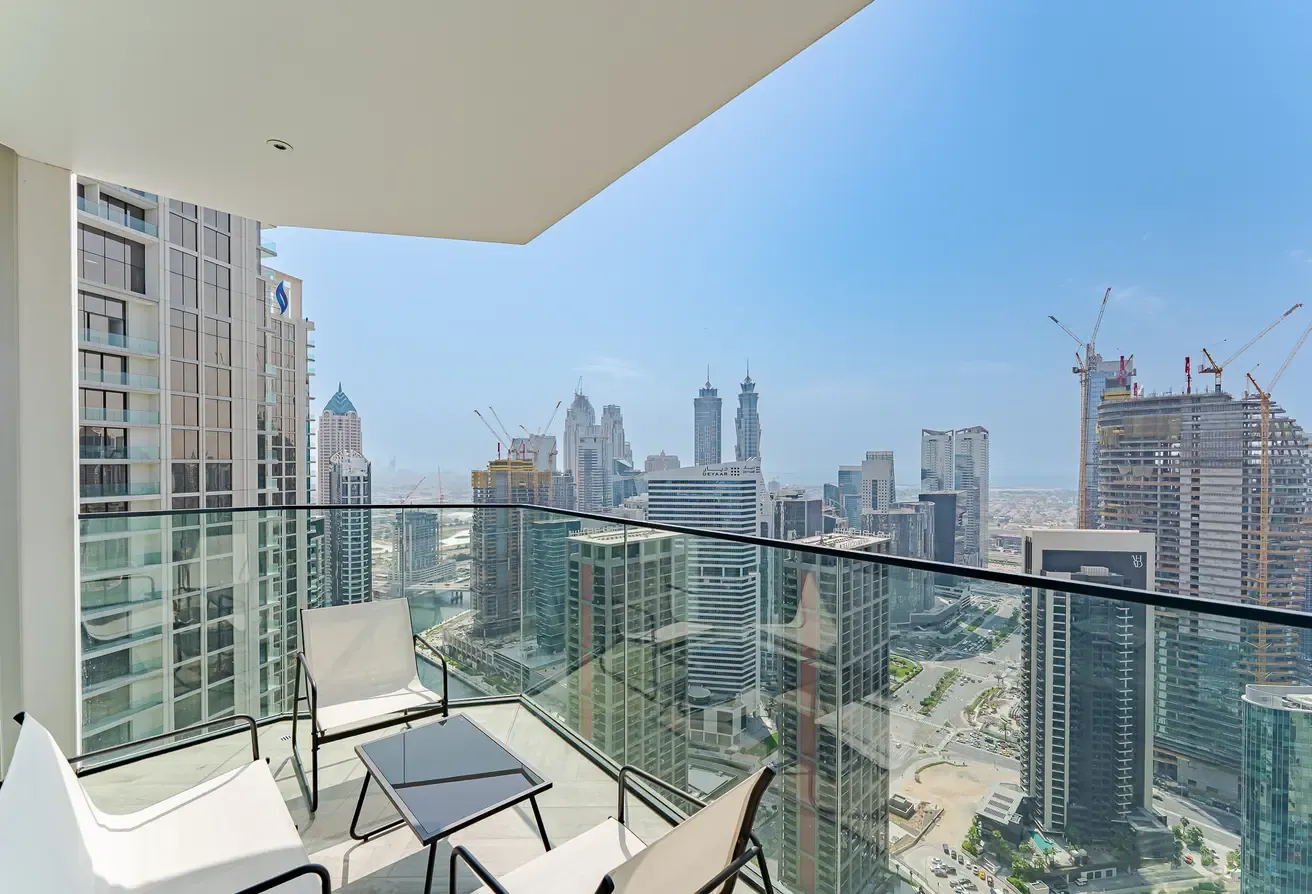 Exclusive | Top Floor | Excellent Furnishings