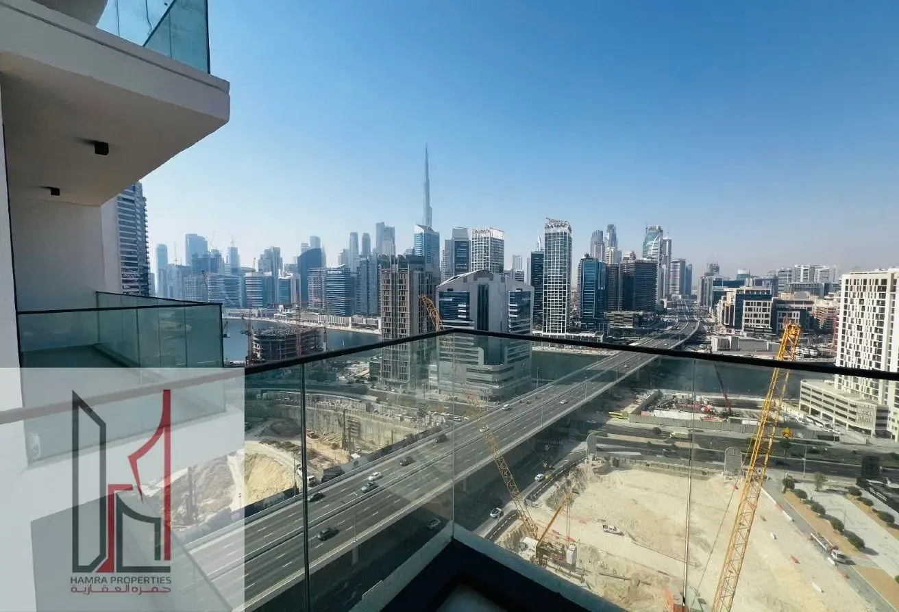 LUXURY 3 BR W MAIDl HIGH FLOOR l PARTIAL BURJ VIEW