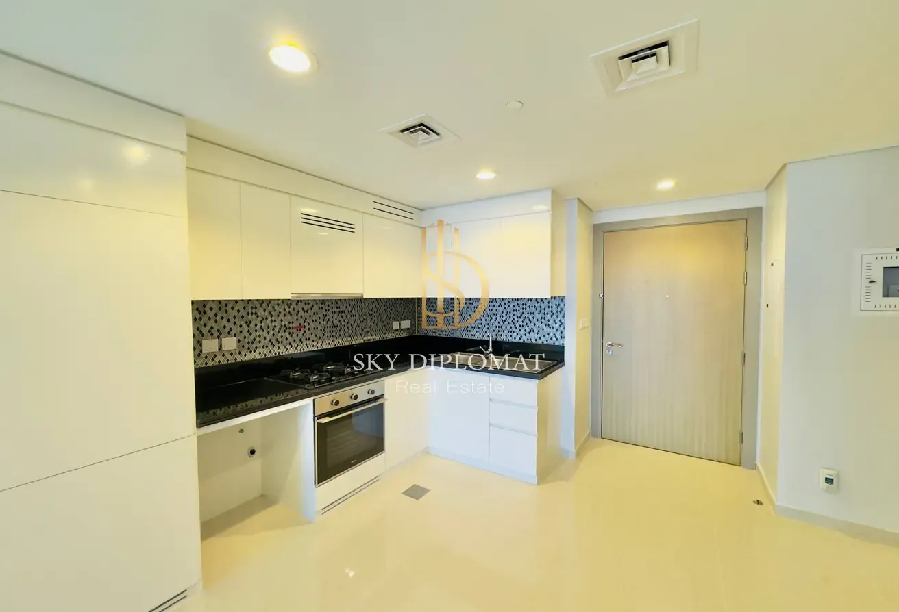 2BHK + STUDY l Sea View l Ready To Move