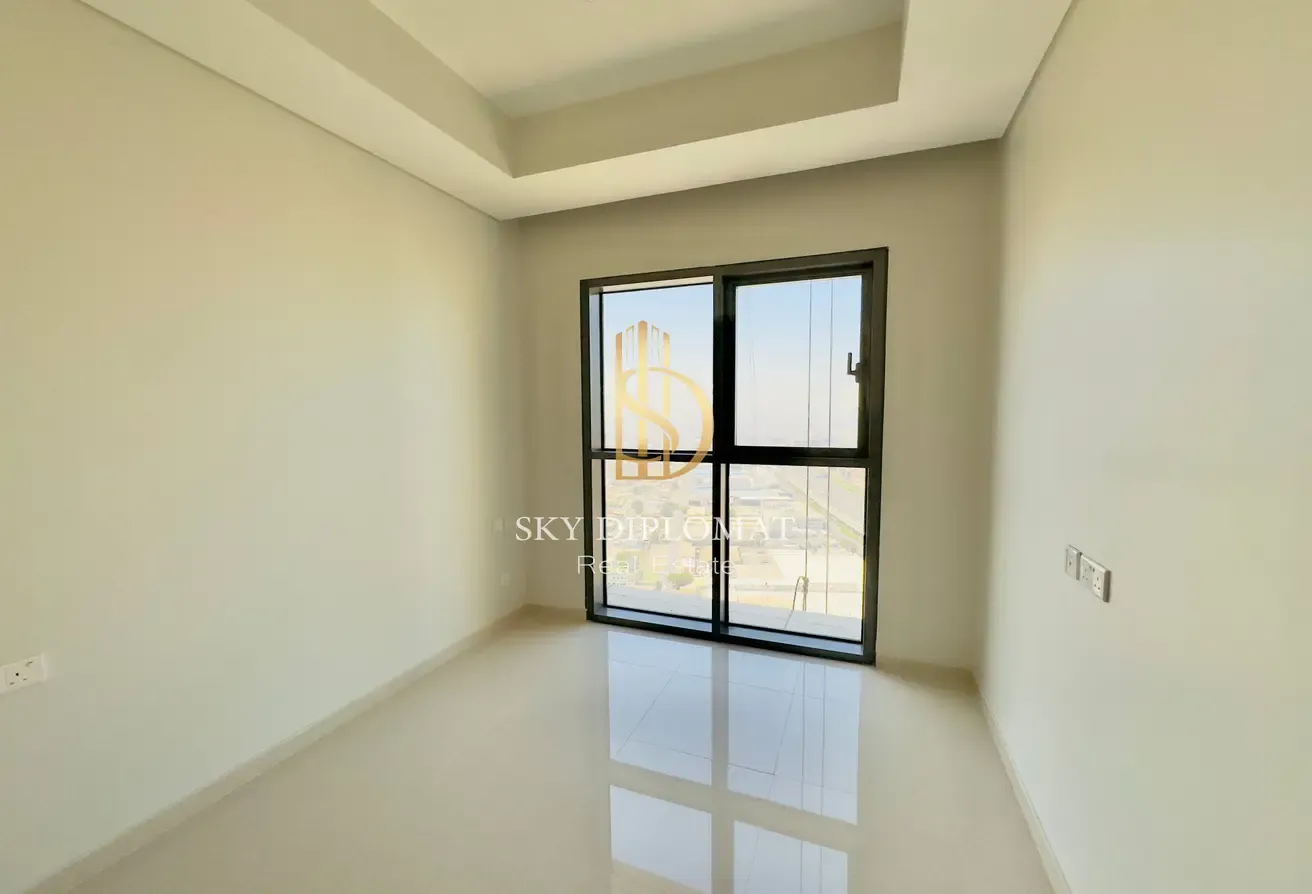 2BHK + STUDY l Sea View l Ready To Move