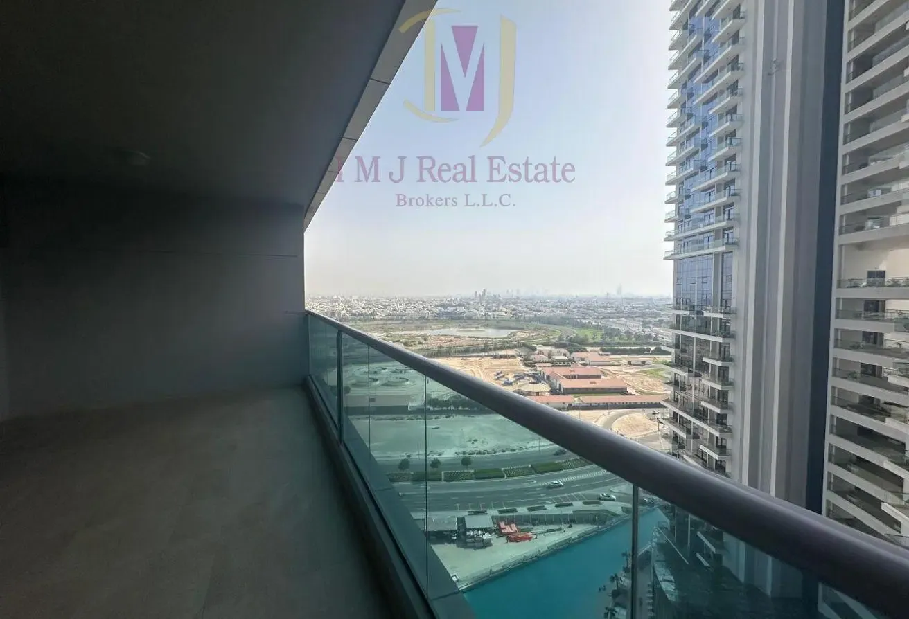 Furnished | Mid Floor | Canal View | Available