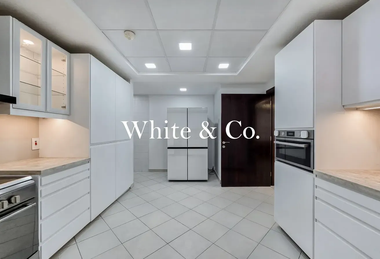 OVER 7500 SQFT | PRIVATE POOL | AVAILABLE