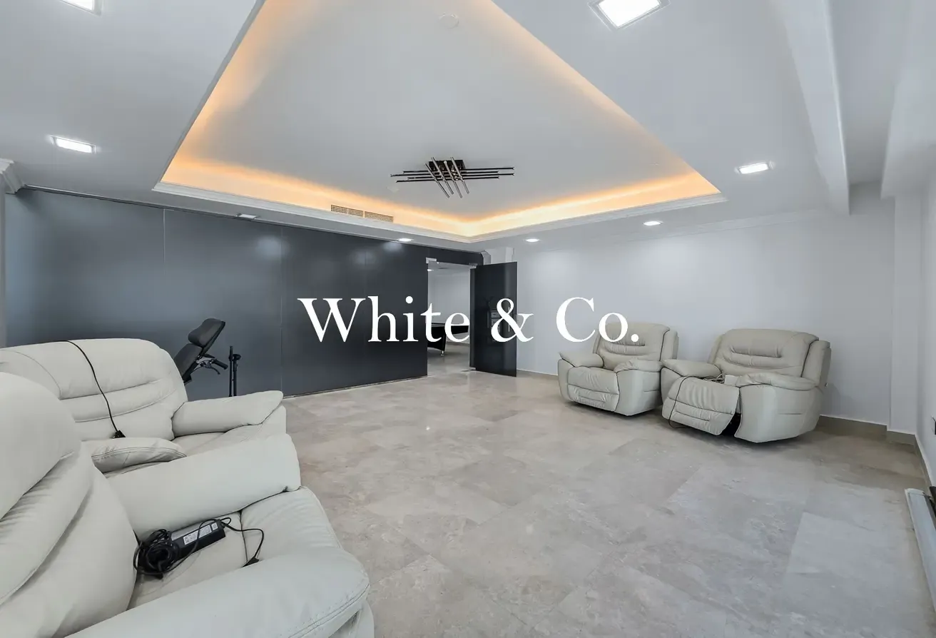 OVER 7500 SQFT | PRIVATE POOL | AVAILABLE