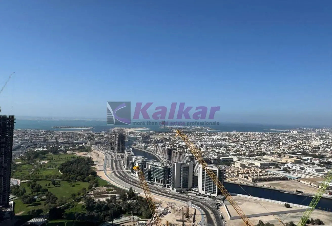Spacious 2 BR | Prime Location | Sea View Balcony