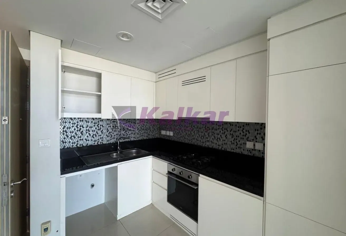 Spacious 2 BR | Prime Location | Sea View Balcony