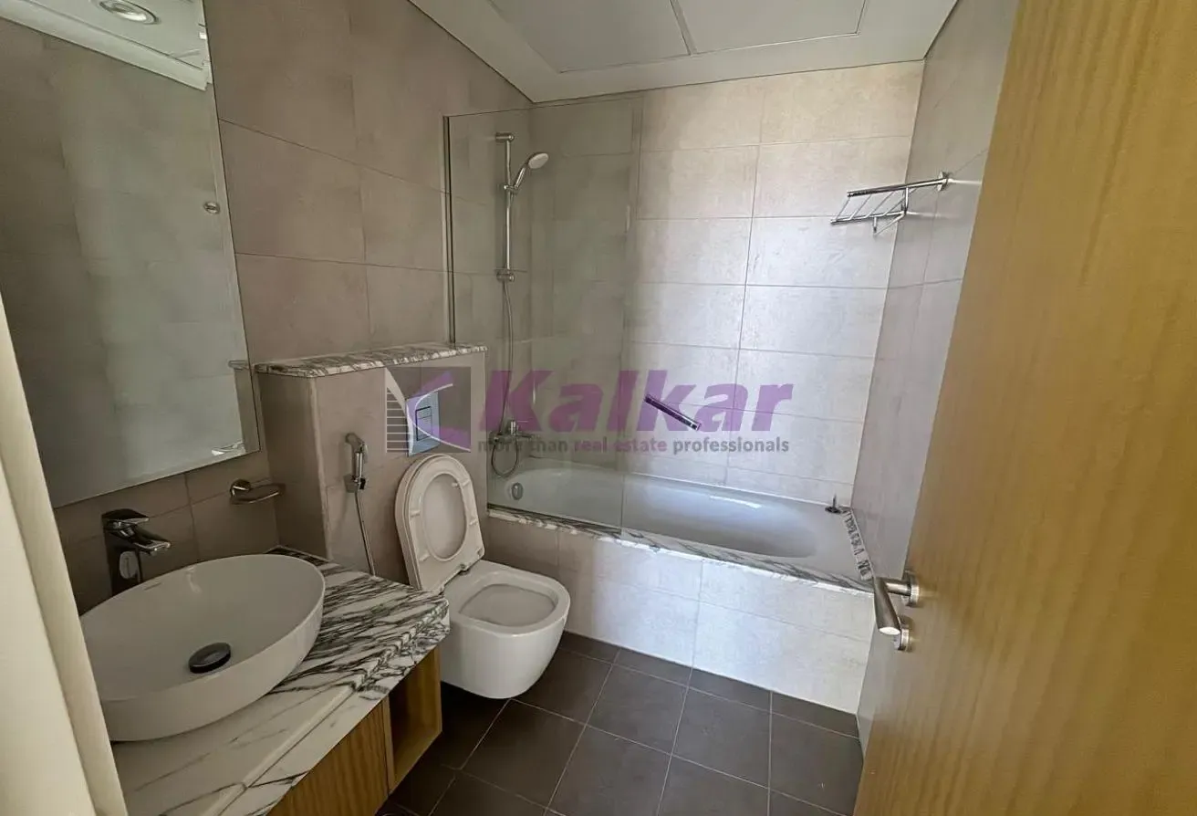 Spacious 2 BR | Prime Location | Sea View Balcony