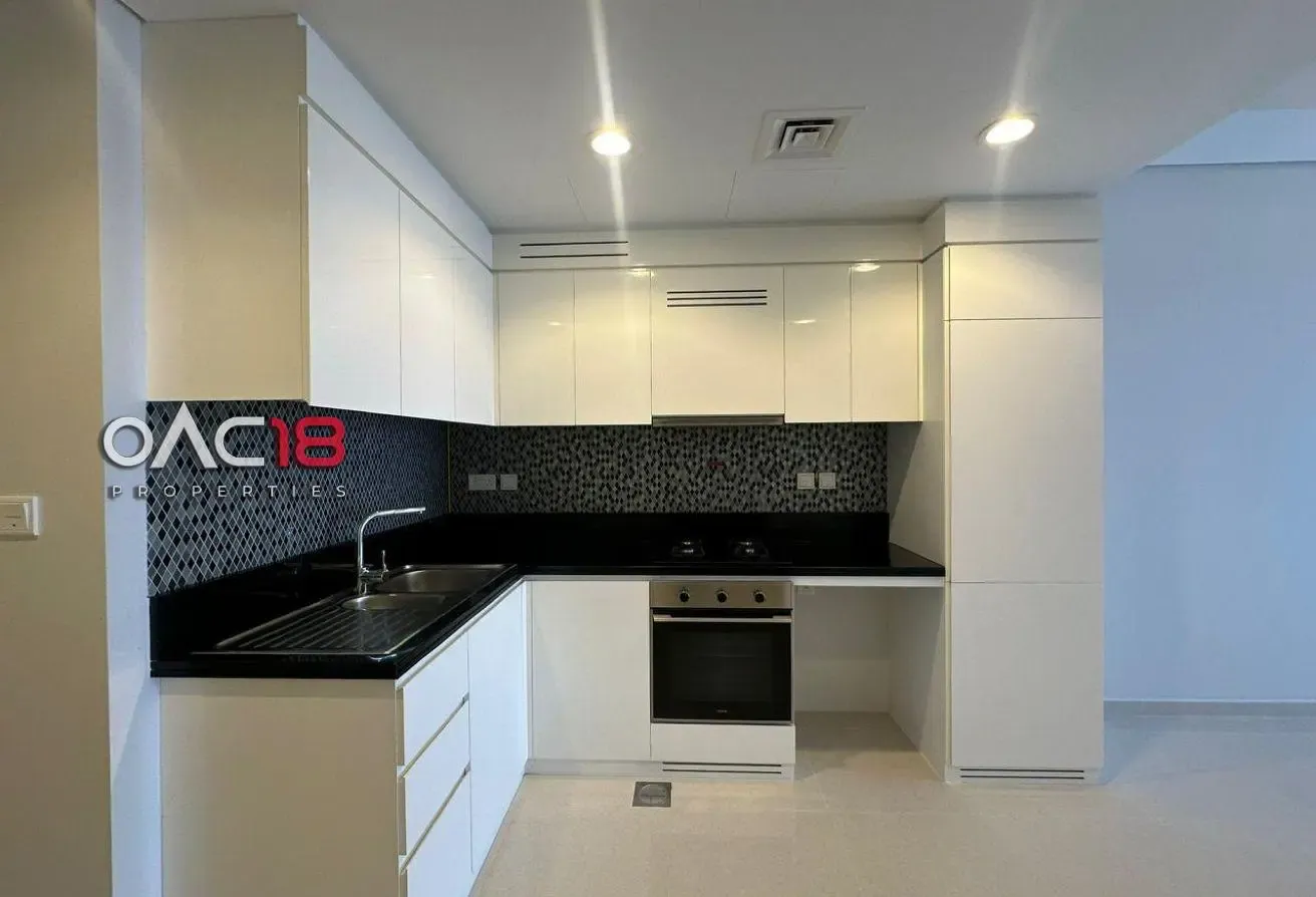 Semi-Furnished | High Floor | Canal View