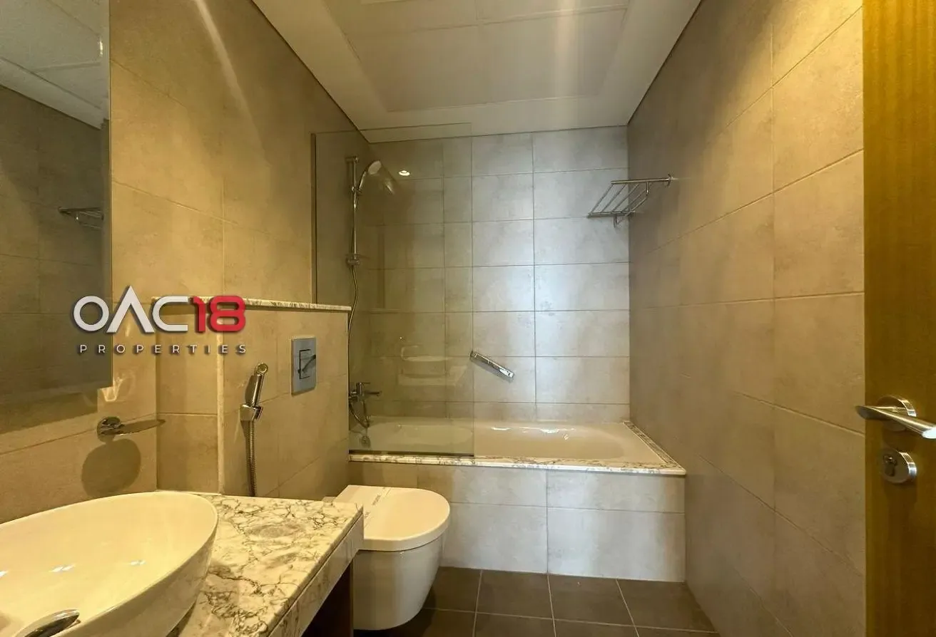 Semi-Furnished | High Floor | Canal View