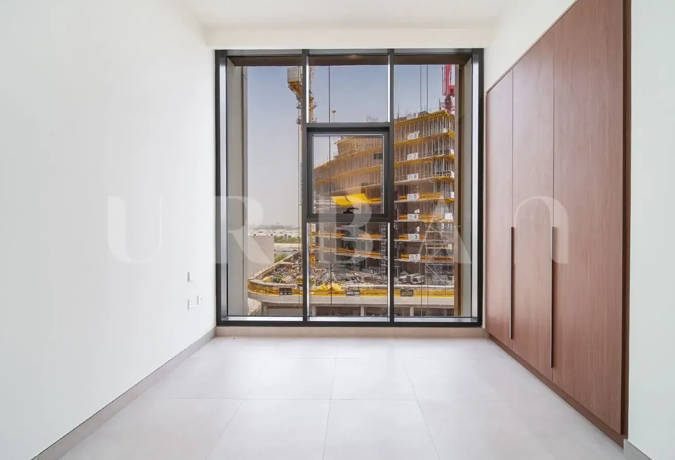 Negotiable | Ready to Move In | Building Expert