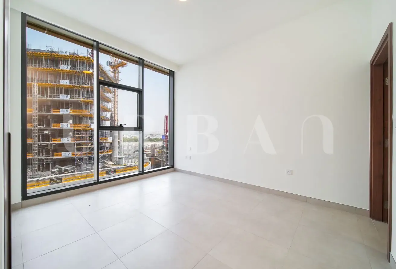 Negotiable | Ready to Move In | Building Expert