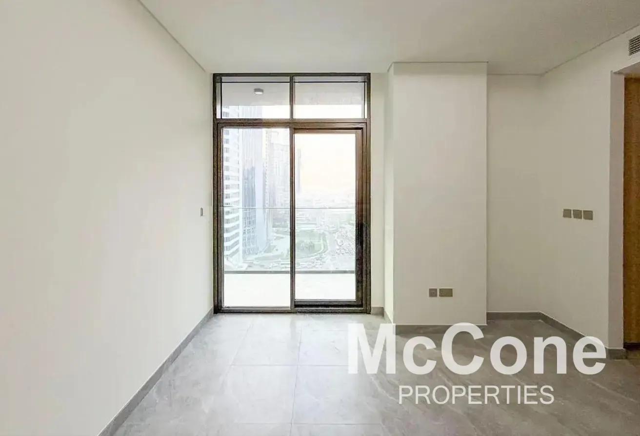 Full Canal View | High Floor | Prime Location