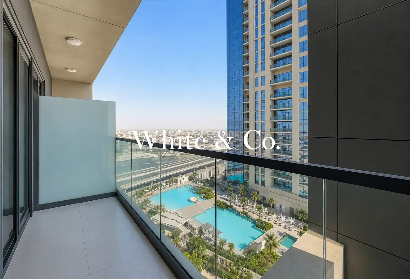 StablesPool view | Unfurnished | Vacant