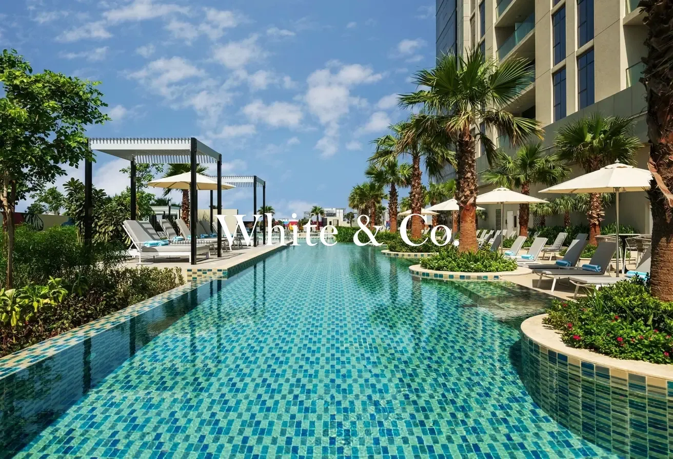 StablesPool view | Unfurnished | Vacant