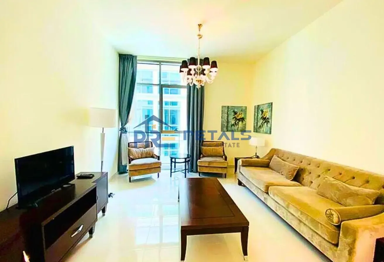 Furnished Bright Spacious 1BR Prime Location